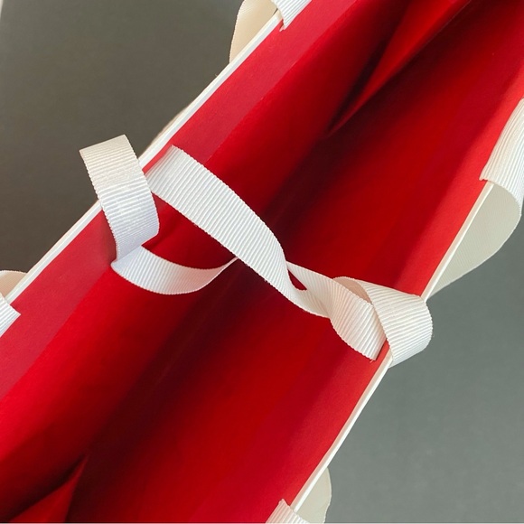 Authentic VALENTINO large standard white red shopping bag - Picture 3 of 6